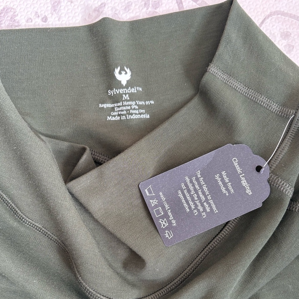 Namarie Classic Leggings / Kombu / Medium / NWT - Picture 3 of 4